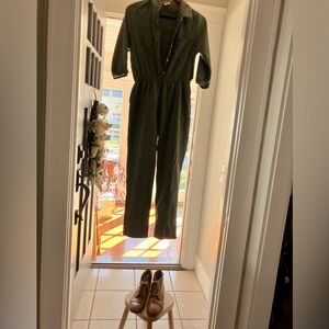 the Army Green stretch waist Jump Trainer